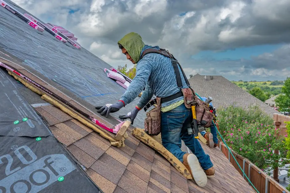 Blown-In vs Fiberglass vs Spray Foam Insulation in Cypress TX